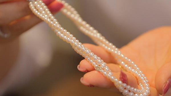 [写真]真珠の種類と品質、お手入れ方法のはなし3