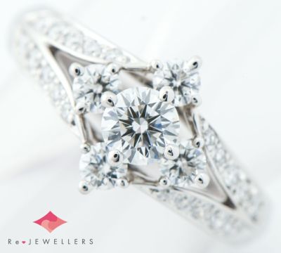 サバース ダイヤモンド0.31ct ダイヤモンド 計0.50ct プラチナ