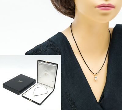 平和堂 ムーン・オブ・バローダ ペアシェイプ ナチュラル(天然)イエロー ダイヤモンド1.456ct 18金イエローゴールド ペンダント・ネックレス【中古】（2200000448439）  | 福岡宝石市場 公式販売サイト